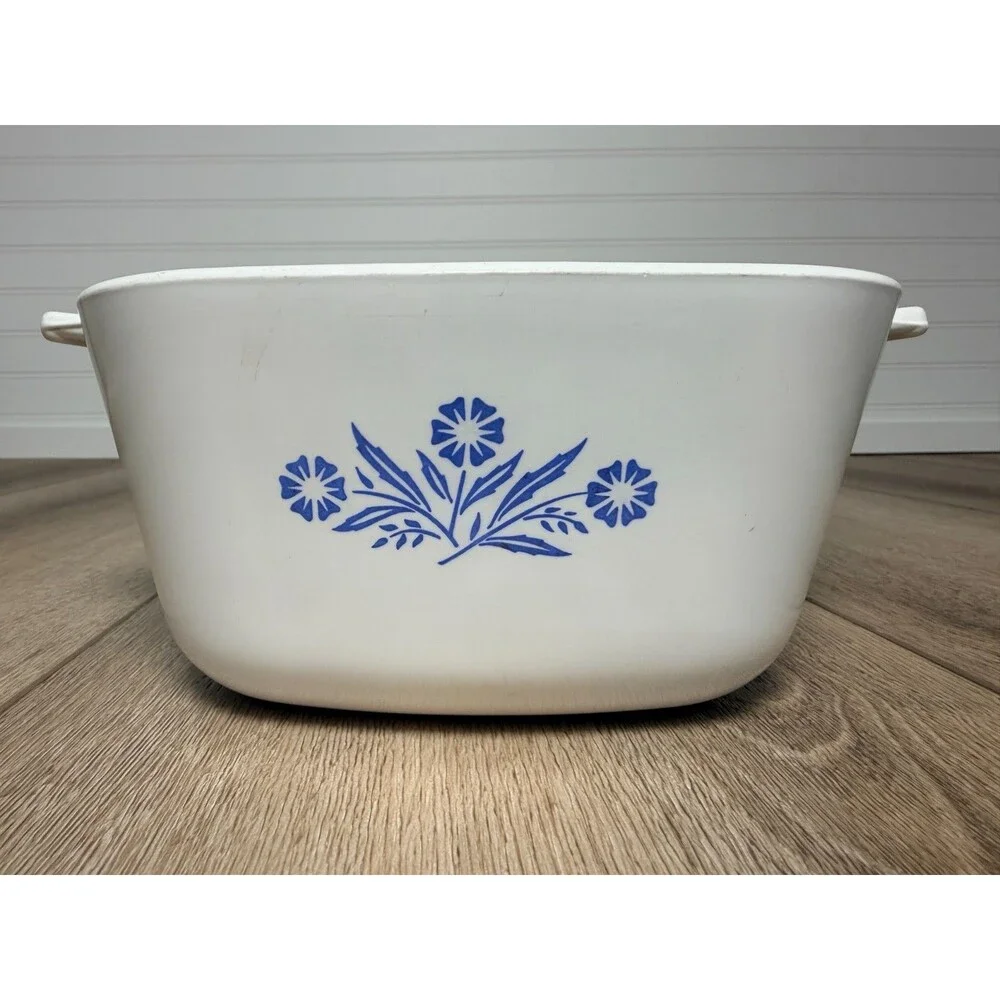 Vintage Corning Ware Blue Cornflower P-1 3/4-B Casserole Dish 1.75 qt